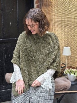PONCHO EDWIGE